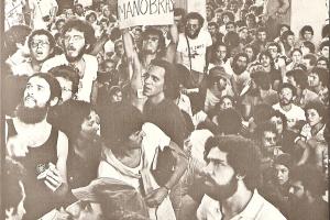 Sem Legenda (Goiás protesta contra as manobras de direção de votação)